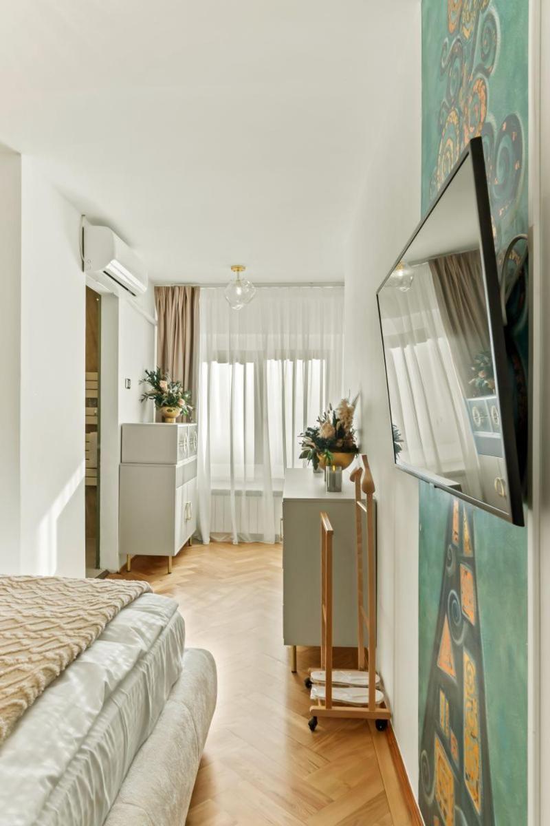 Apartmán Casa De Povesti - Calea Victoriei Bukurešť Exteriér fotografie